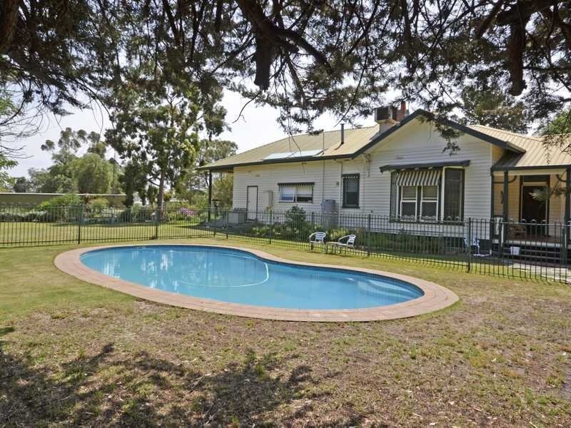 24 Plozzas Road, Haven VIC 3401