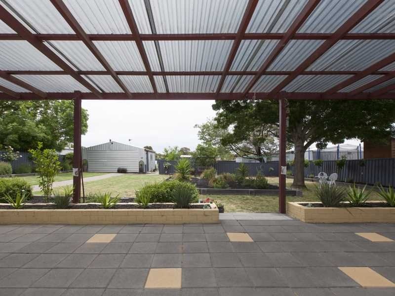 5 Hakea Street, Ararat VIC 3377