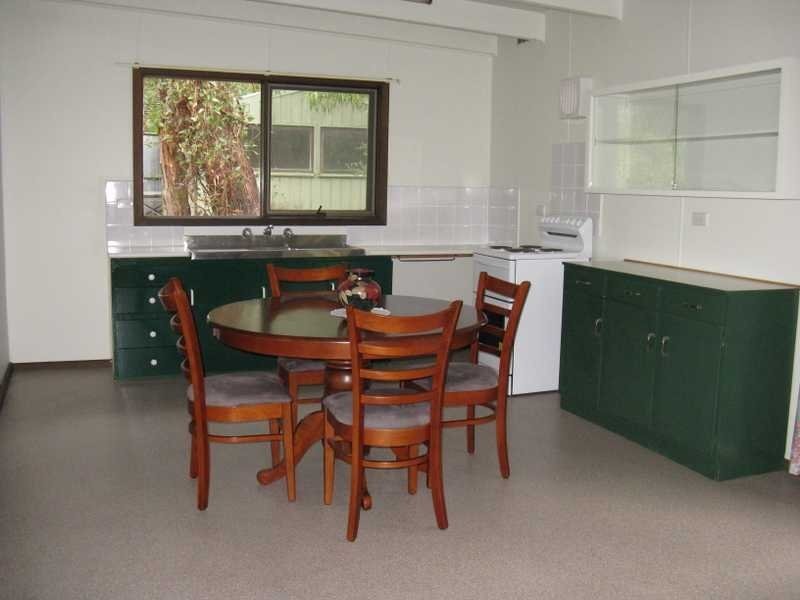 42 Royston Road, Halls Gap VIC 3381