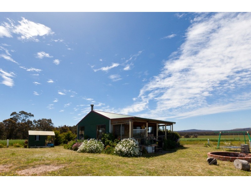 Noah’s Ark Park Road, Ararat VIC 3377