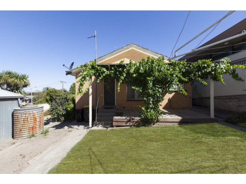 23 Wilmot Street, Ararat VIC 3377