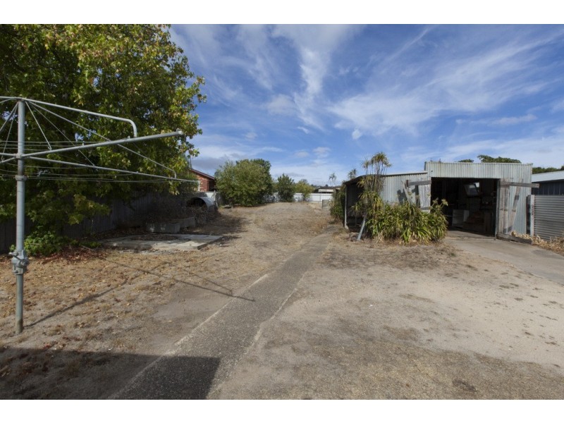 61 Banfield Street, Ararat VIC 3377