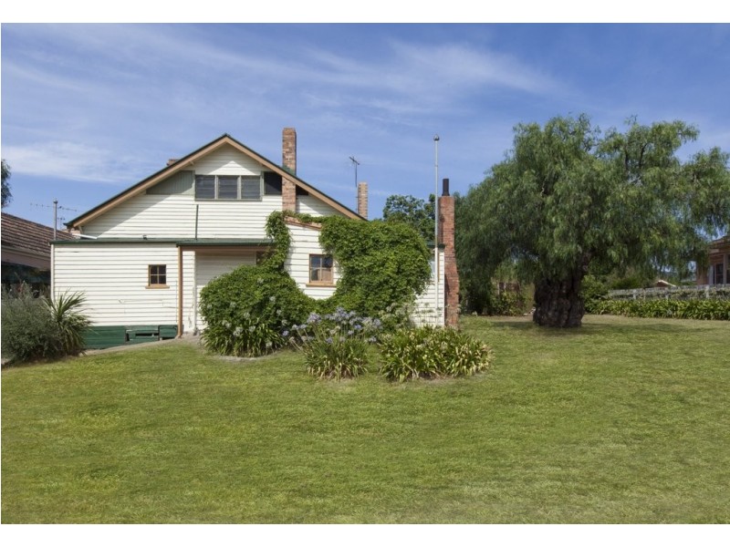 28 Banfield Street, Ararat VIC 3377