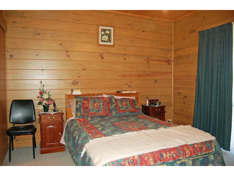 2-4 Luberta Street, Nhill VIC 3418