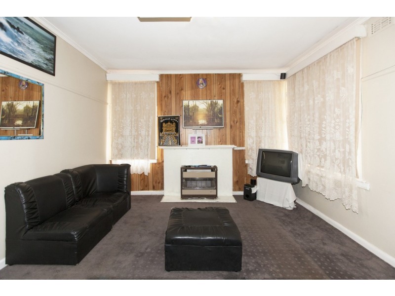 42 Blake Street, Ararat VIC 3377