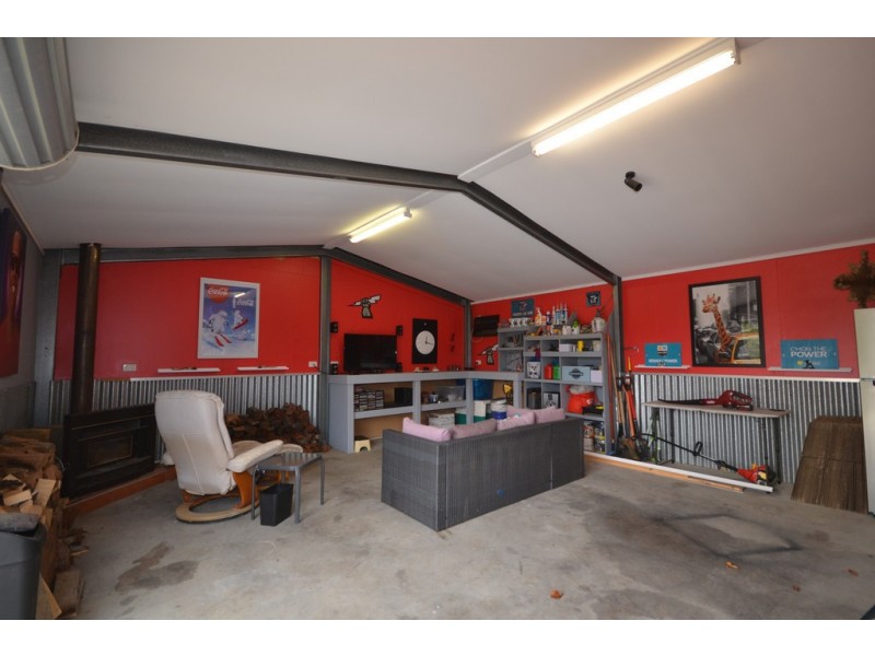 165 Nelson Street, Nhill VIC 3418