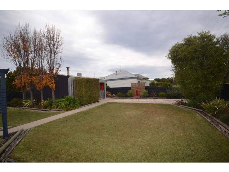 165 Nelson Street, Nhill VIC 3418