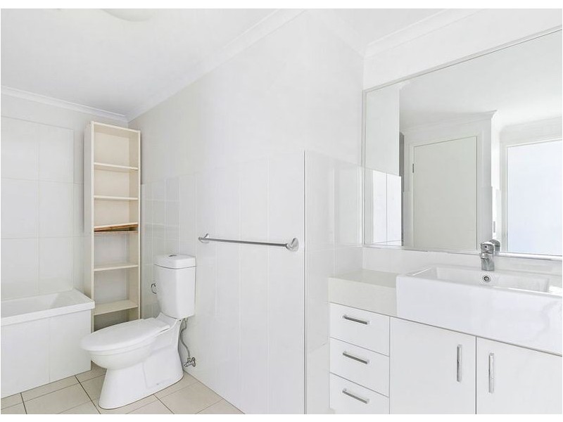 8/152 Mein Street, Scarborough QLD 4020