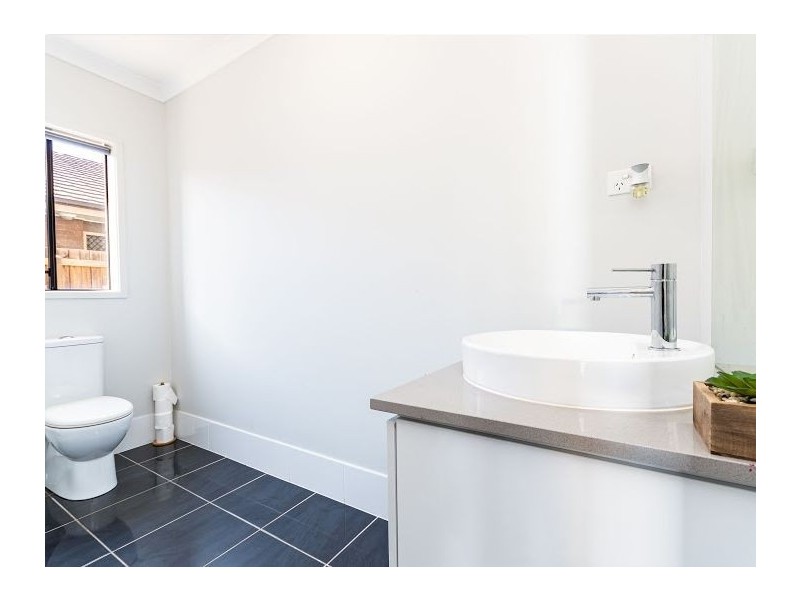 5 Berry Street, Caboolture South QLD 4510