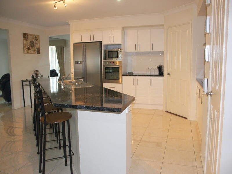 96 Cowie Road, Carseldine QLD 4034