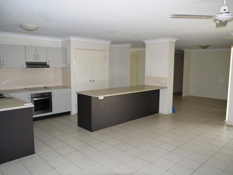 2 Greenway Place, Deception Bay QLD 4508