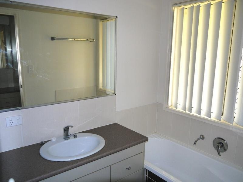 2 Greenway Place, Deception Bay QLD 4508