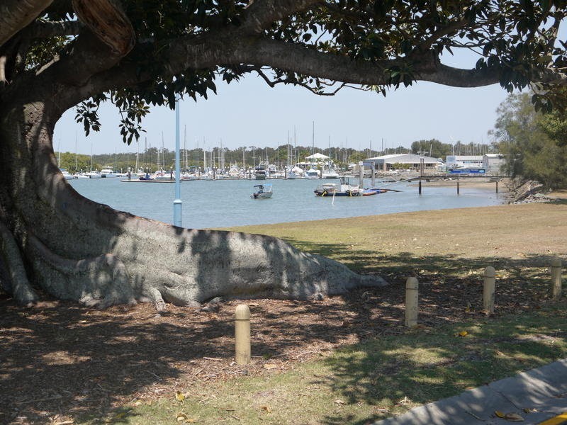 54 Sunday Street, Shorncliffe QLD 4017