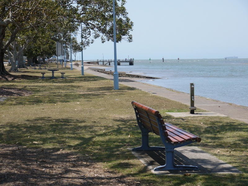 54 Sunday Street, Shorncliffe QLD 4017