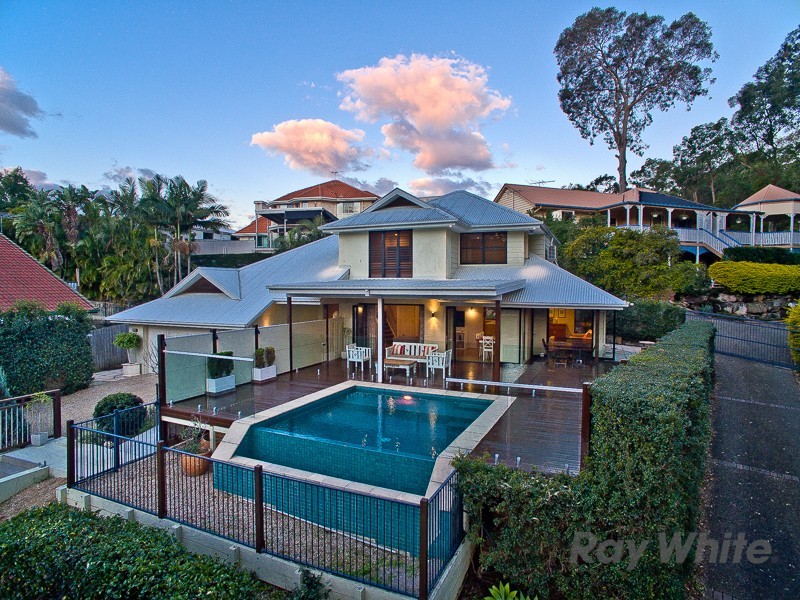 106 Stringybark Drive, Chermside West QLD 4032