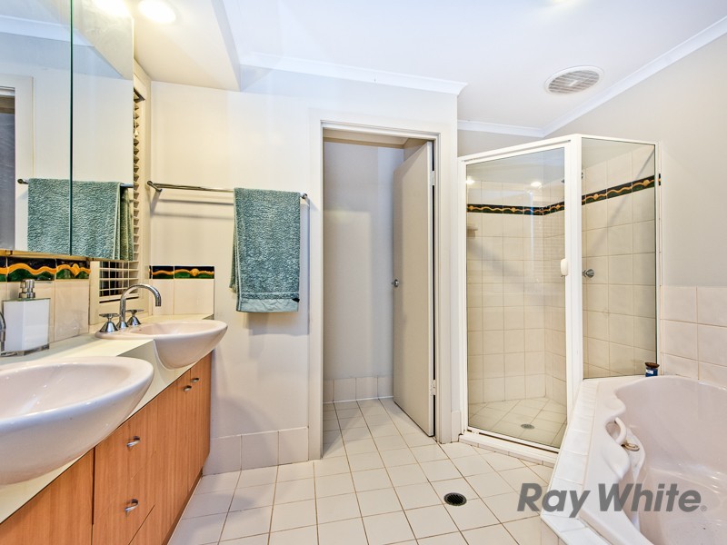 106 Stringybark Drive, Chermside West QLD 4032