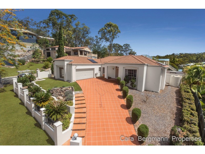 8 Dellwood Court, Ferny Hills QLD 4055