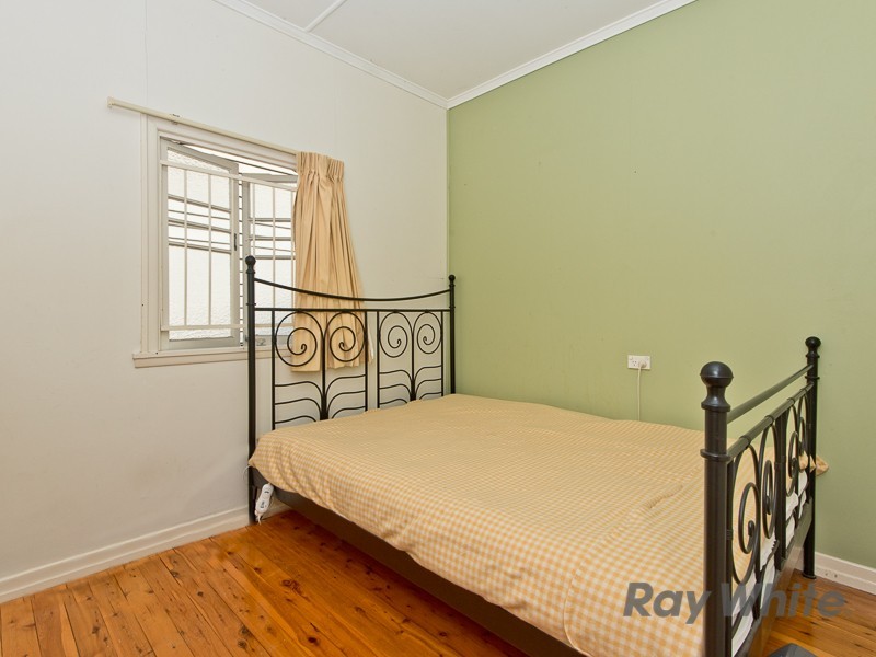 31 Rowell Street, Zillmere QLD 4034