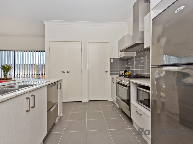 27 Matthew Court, Griffin QLD 4503