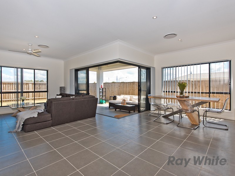 27 Matthew Court, Griffin QLD 4503