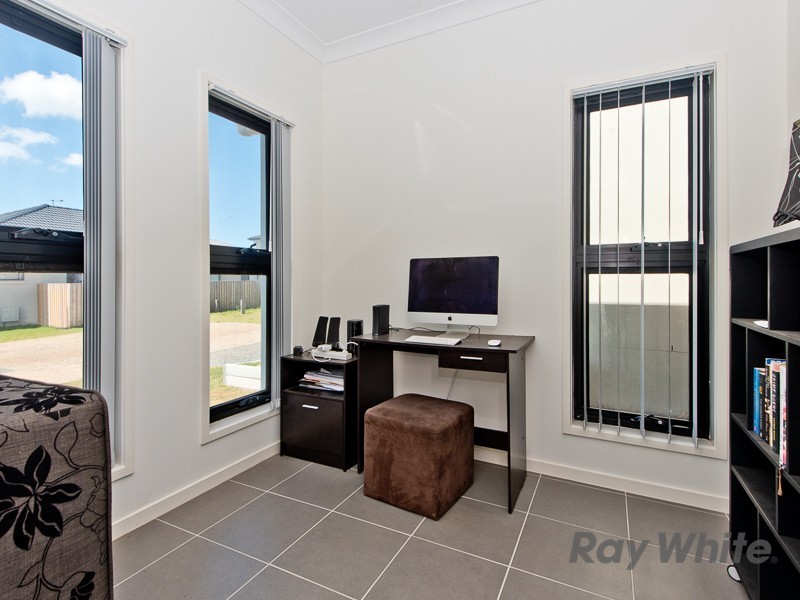 27 Matthew Court, Griffin QLD 4503