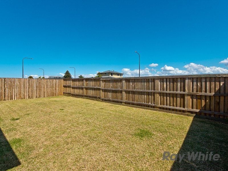 27 Matthew Court, Griffin QLD 4503