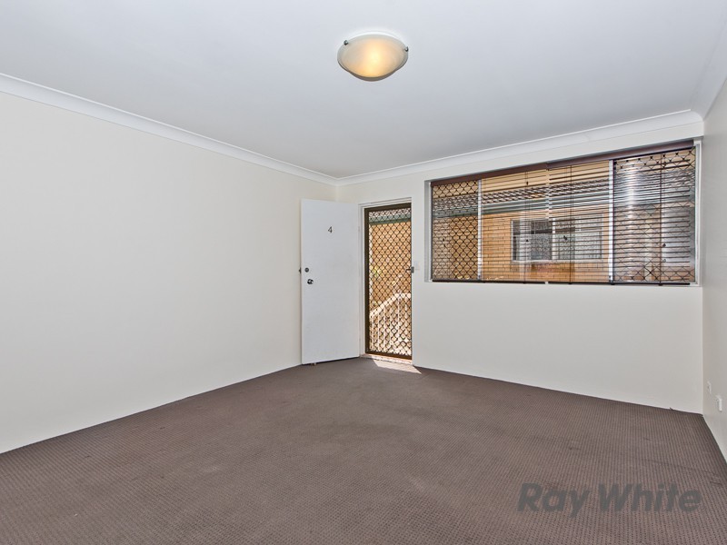 4/8 Zenith Avenue, Chermside QLD 4032
