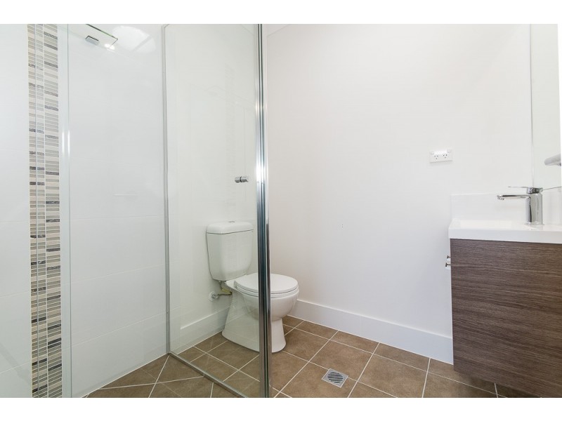 1/68 Gillies Street, Zillmere QLD 4034