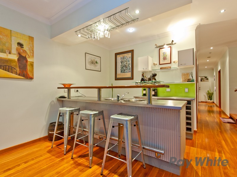 61 O’Quinn Street, Nudgee Beach QLD 4014