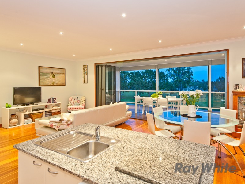 61 O’Quinn Street, Nudgee Beach QLD 4014