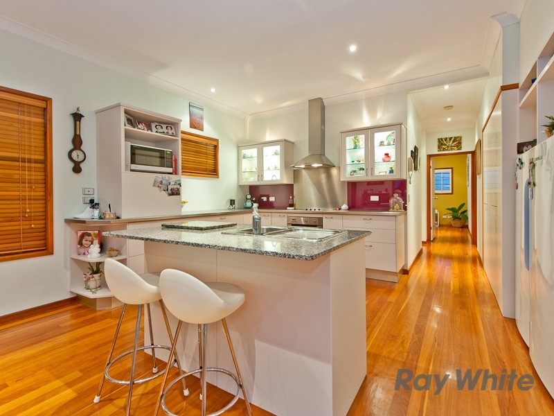 61 O’Quinn Street, Nudgee Beach QLD 4014