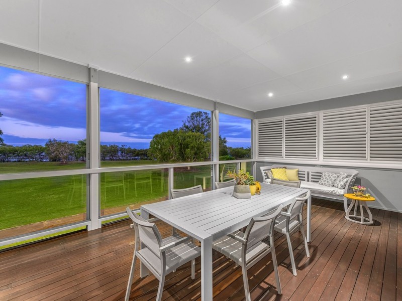 61 O’Quinn Street, Nudgee Beach QLD 4014