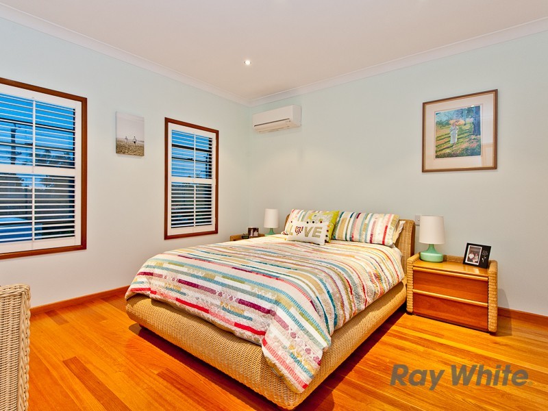 61 O’Quinn Street, Nudgee Beach QLD 4014