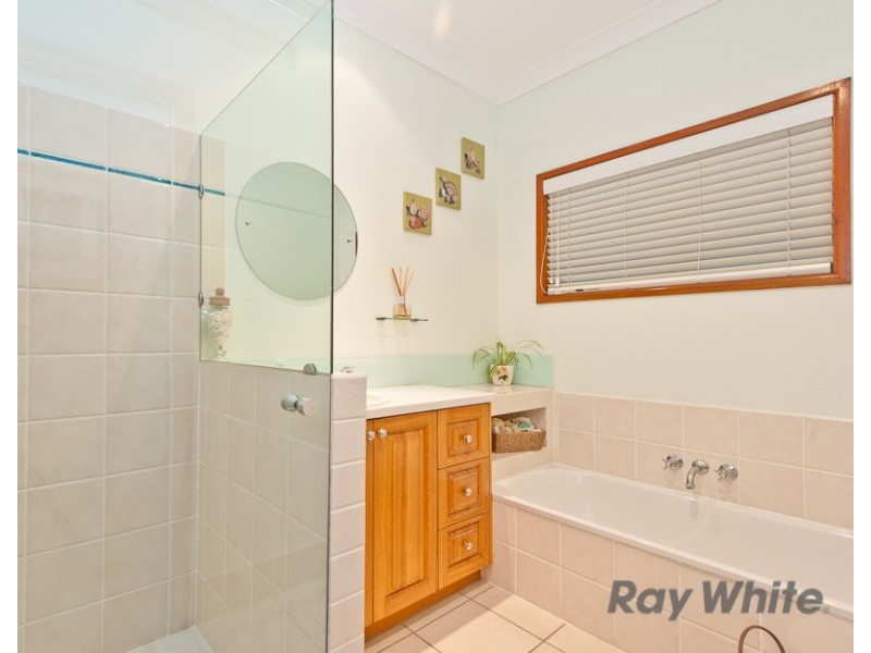61 O’Quinn Street, Nudgee Beach QLD 4014