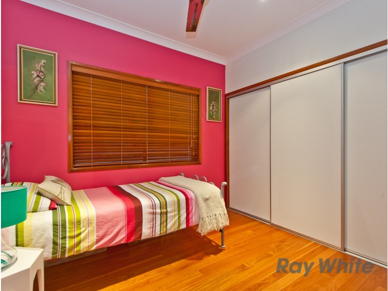 61 O’Quinn Street, Nudgee Beach QLD 4014