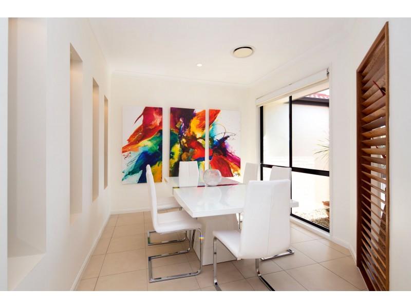 14 Sommerville Place, Chermside West QLD 4032