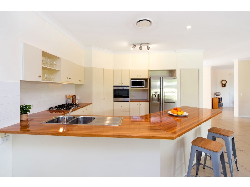 14 Sommerville Place, Chermside West QLD 4032