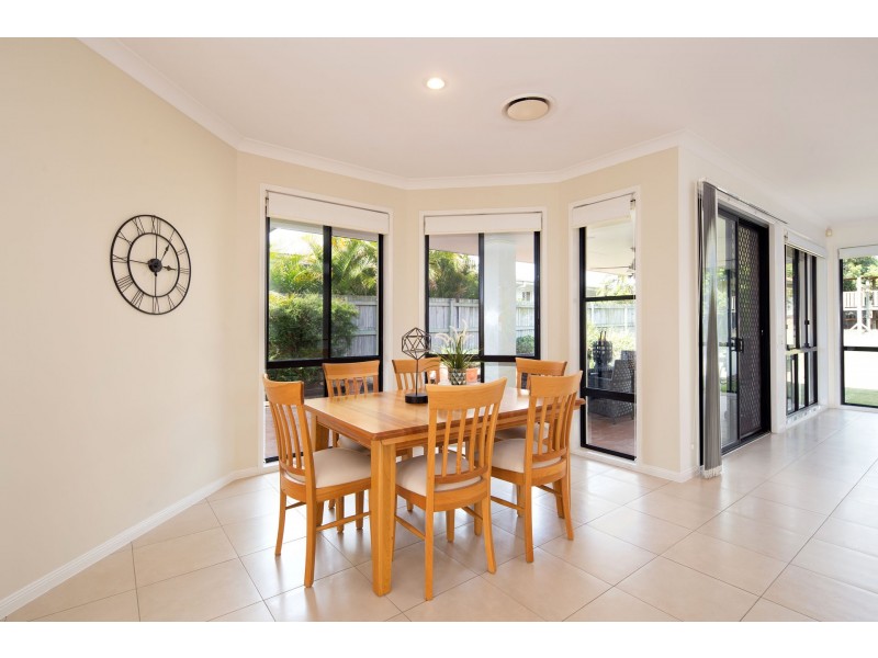 14 Sommerville Place, Chermside West QLD 4032