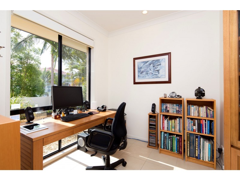 14 Sommerville Place, Chermside West QLD 4032