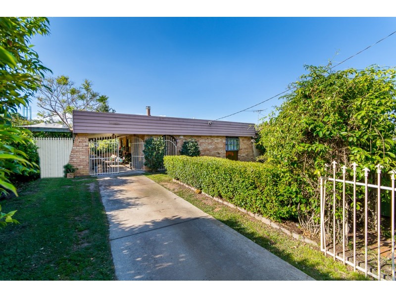 13 Andracia Street, Kallangur QLD 4503