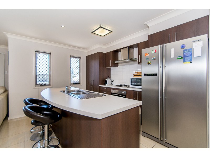 52 Caribou Crescent, Fitzgibbon QLD 4018