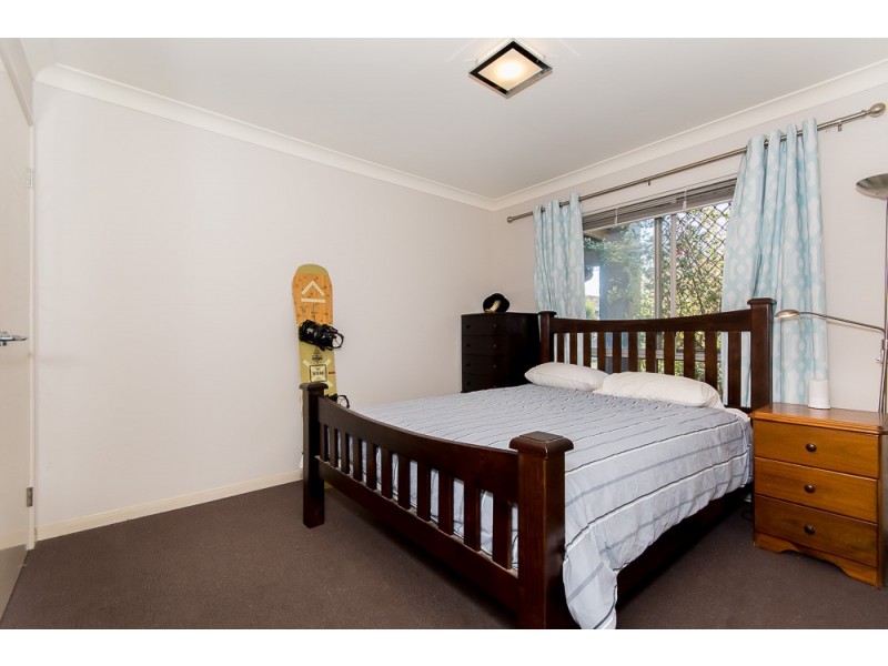52 Caribou Crescent, Fitzgibbon QLD 4018