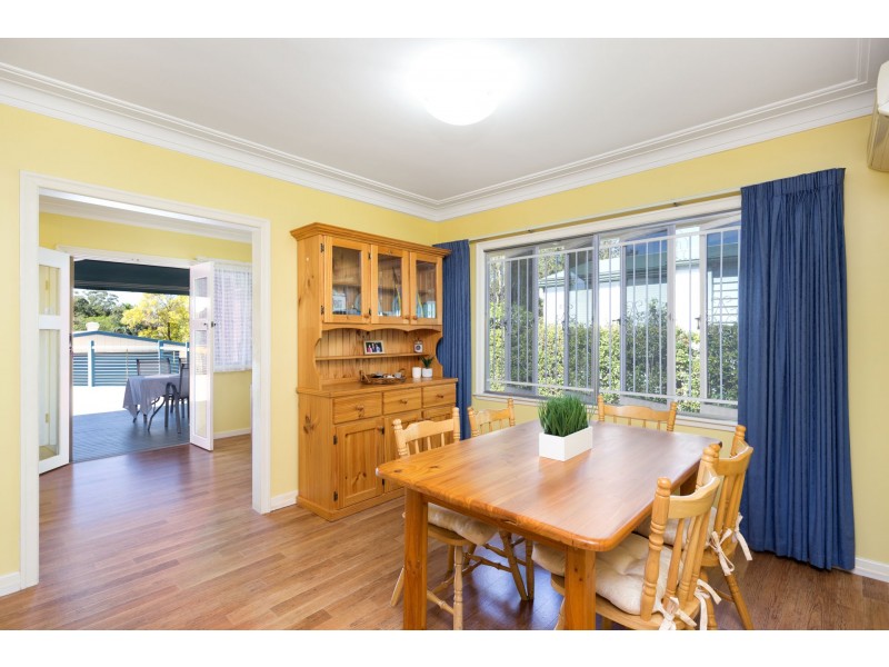 16 Ellerdale Street, Aspley QLD 4034