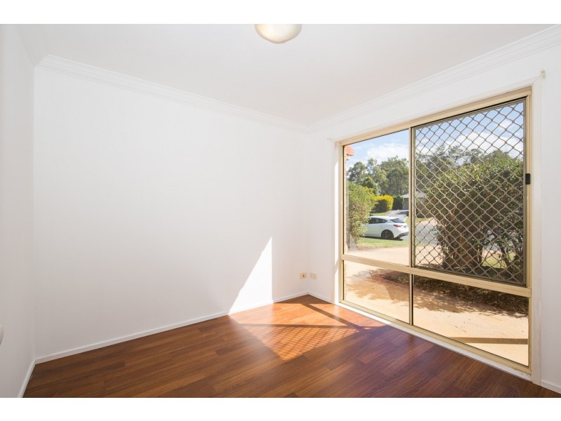 8 Clifford Close, Kuraby QLD 4112