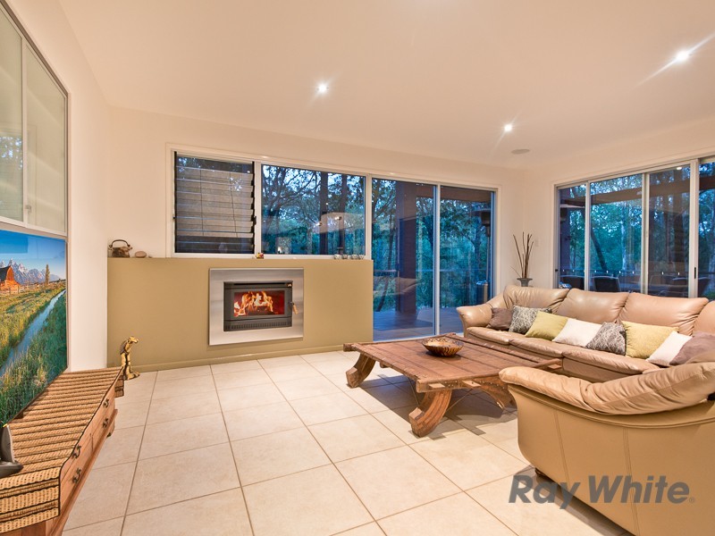 73 Neville Road, Bridgeman Downs QLD 4035
