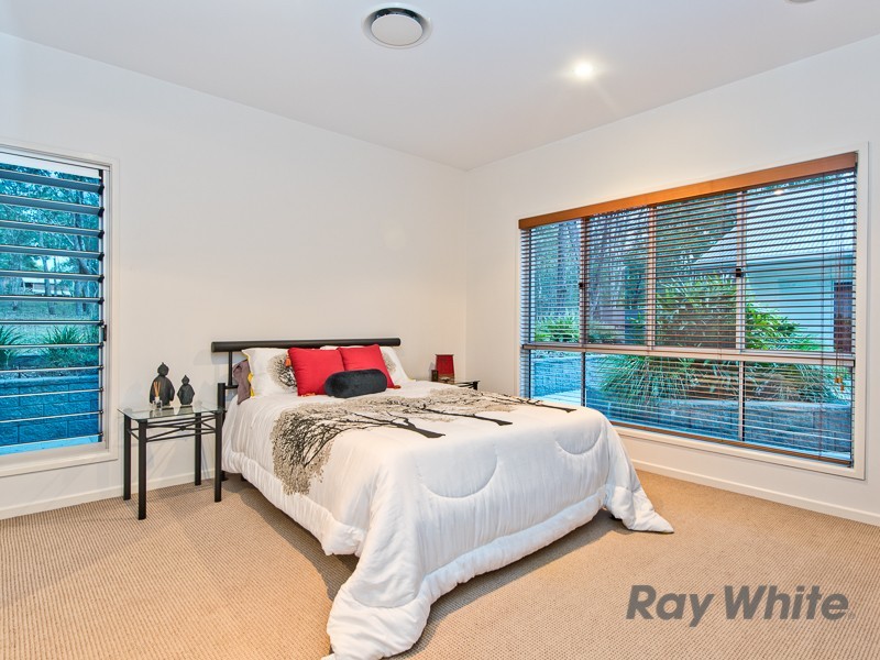 73 Neville Road, Bridgeman Downs QLD 4035