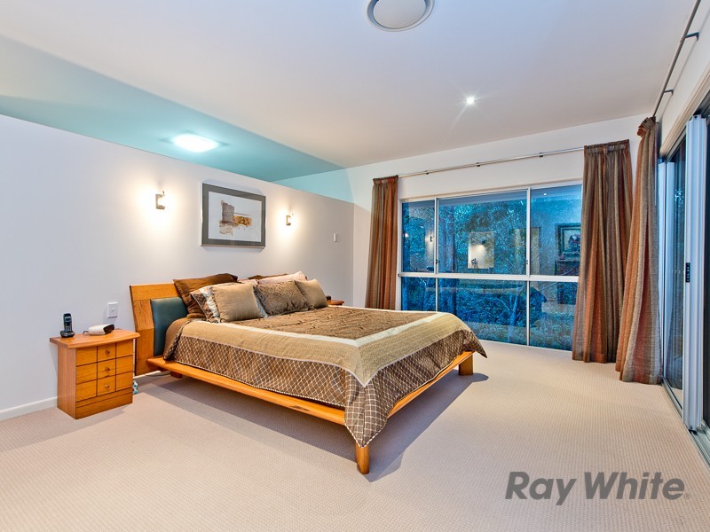 73 Neville Road, Bridgeman Downs QLD 4035