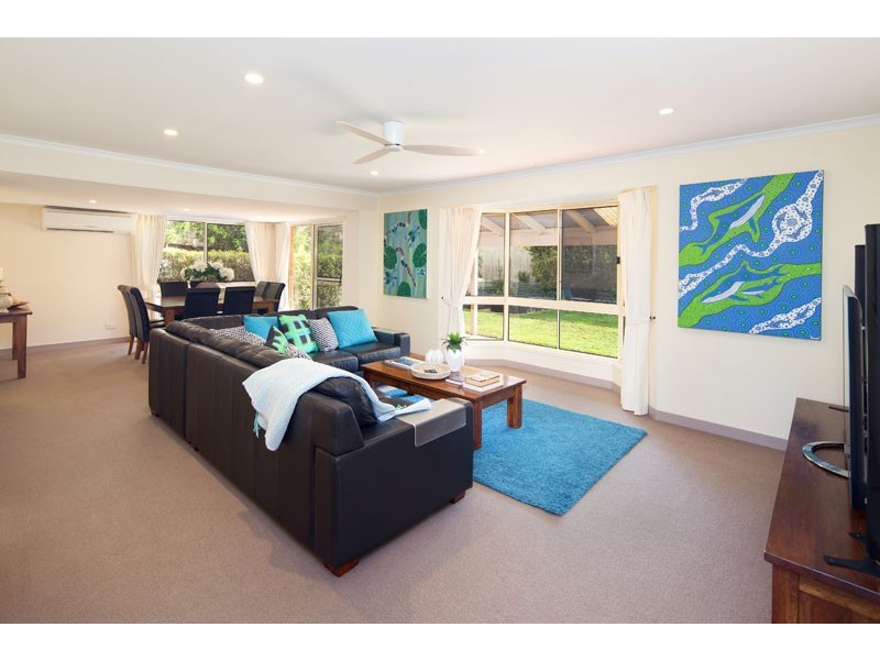 8 Seagal Court, Bridgeman Downs QLD 4035