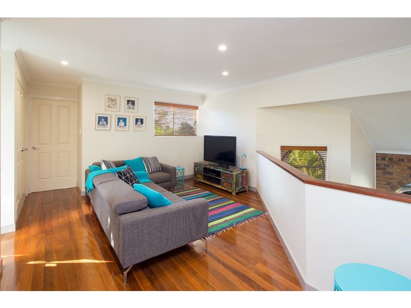 8 Seagal Court, Bridgeman Downs QLD 4035