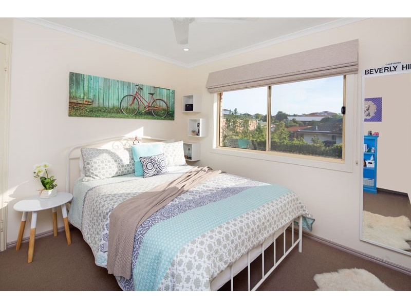 8 Seagal Court, Bridgeman Downs QLD 4035